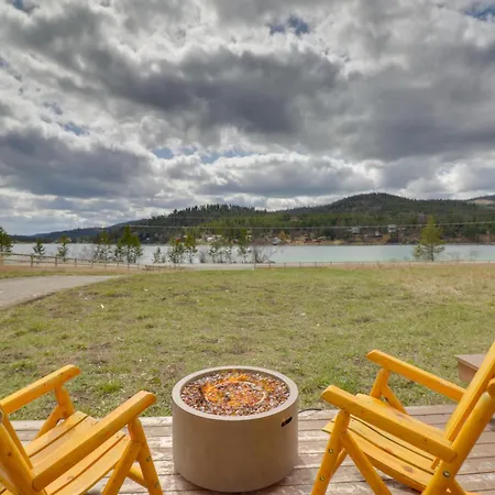 Lake Access, Fire Pit Glacier Country Getaway!